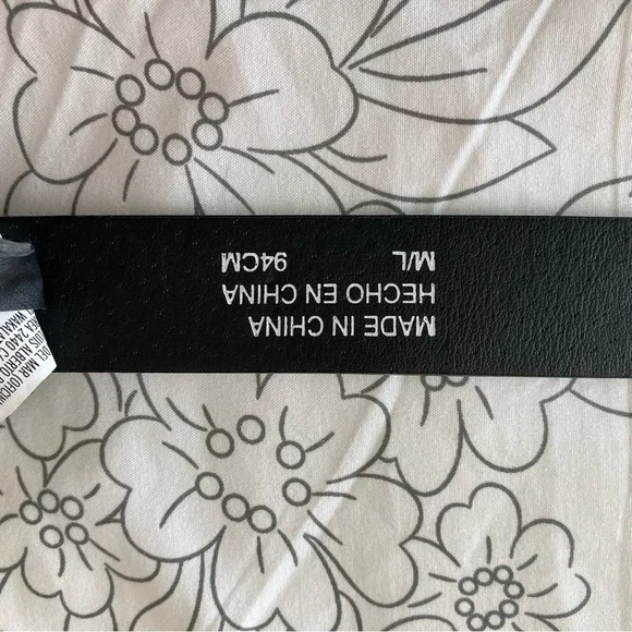 Forever 21 Black Belt | New no Tags | Size M/L 94CM - Picture 7 of 8